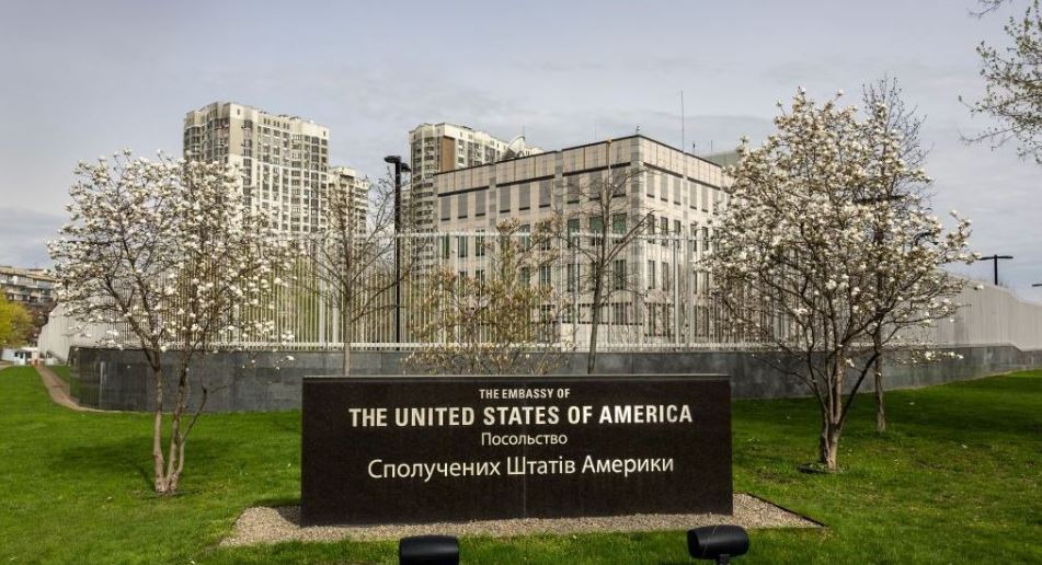 Посольство США в Києві попередило про загрозу масштабної атаки протягом 24 годин Посольство США в Києві попередило про загрозу масштабної атаки протягом 24 годин